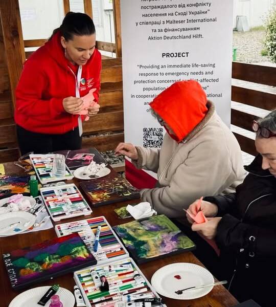 Знайомство у модульному містечку ВПО Наша організація провела зустріч, присвячену знайомству та налагодженню довіри…
